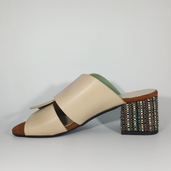 NR Rapisardi Interlocking Banded Block Heel Sandal - Picture 3 of 4